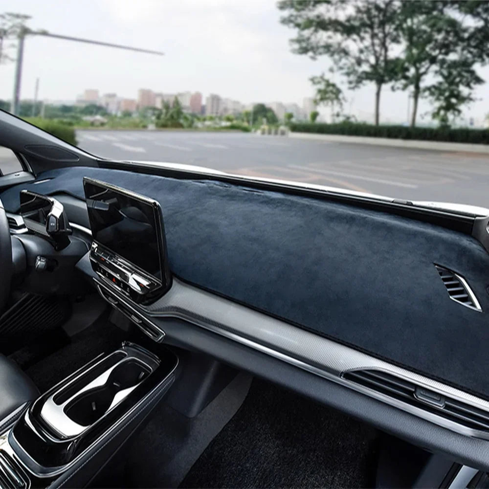 italian-velvet-dashboard-sunshade-mat-for-vw-id-4