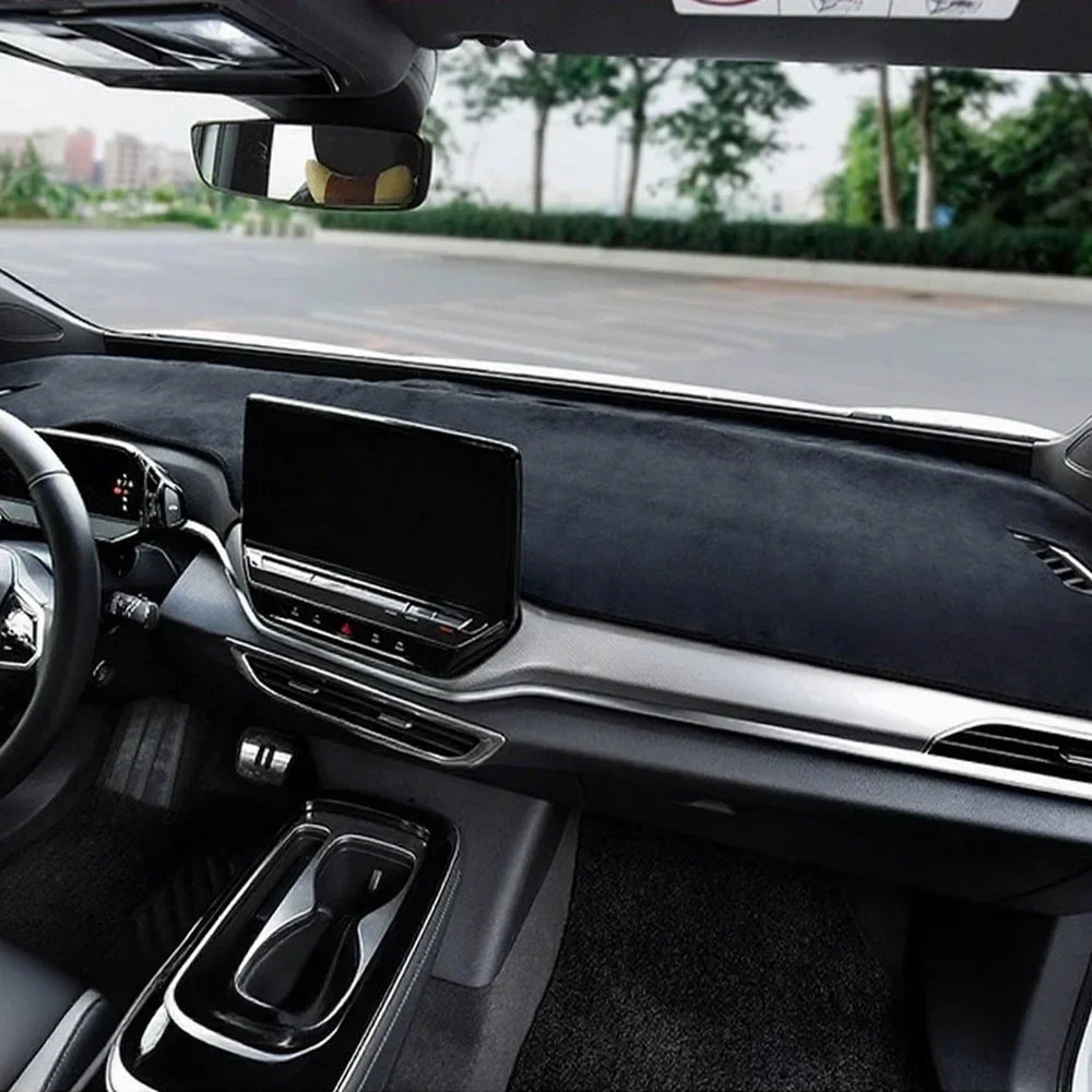 italian-velvet-dashboard-sunshade-mat-for-vw-id-4