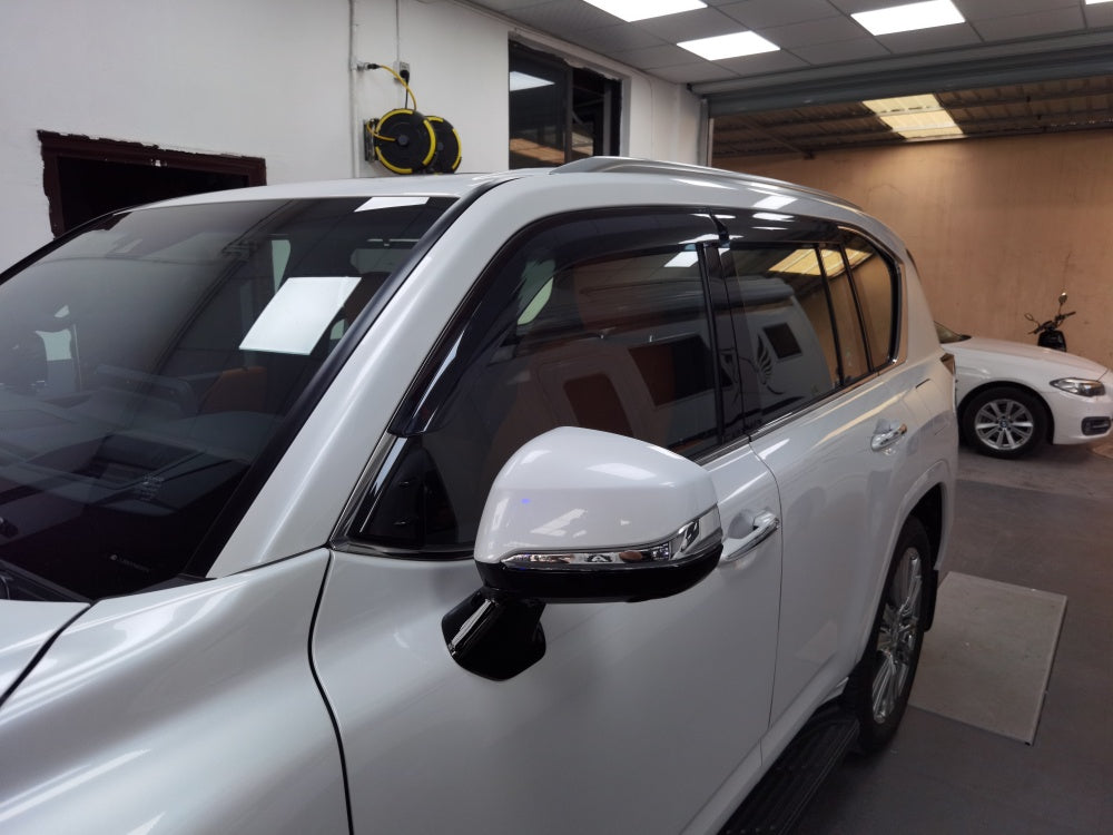 Luxury Weather Shields Weathershields Window Visor for Lexus LX600 2021+